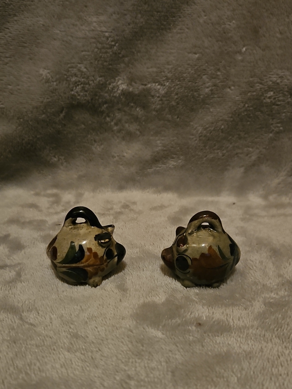 Hand-Painted Ceramic Pigs Figurines in Brown and Green Mexican Pottery